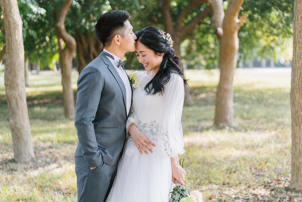 [自助婚紗] 亮亮＆雯靖｜高雄宏南社區