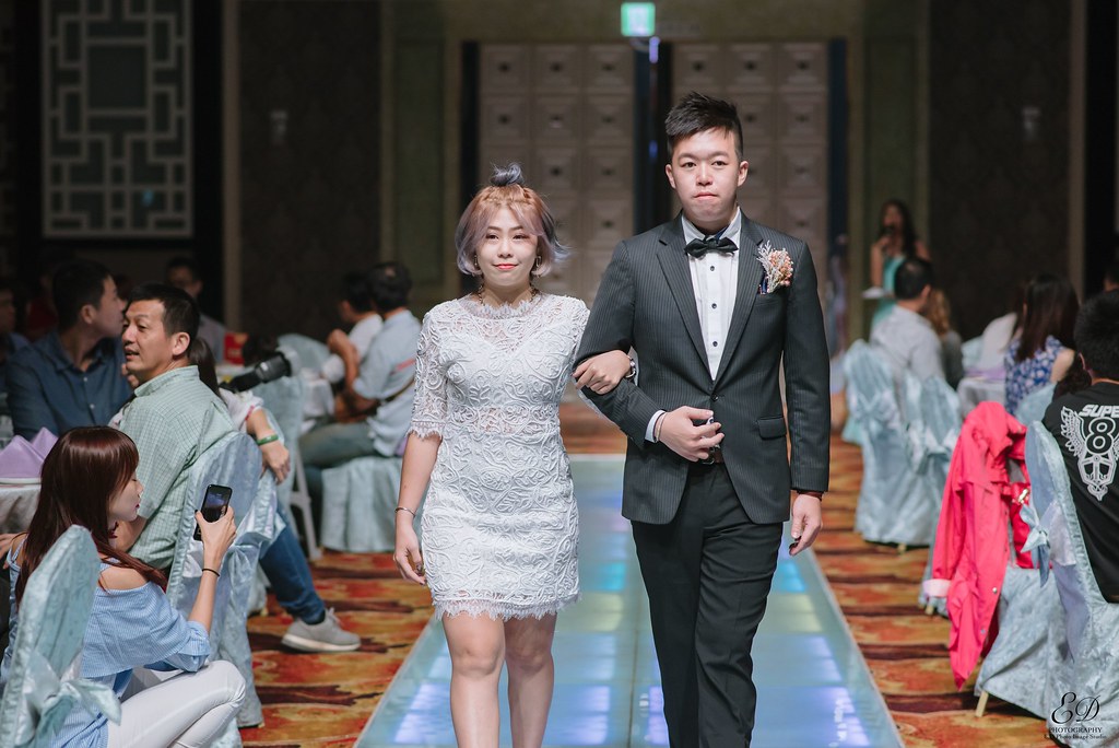 [高雄婚攝] 俊力＆多多 婚禮紀錄｜大寮享溫馨