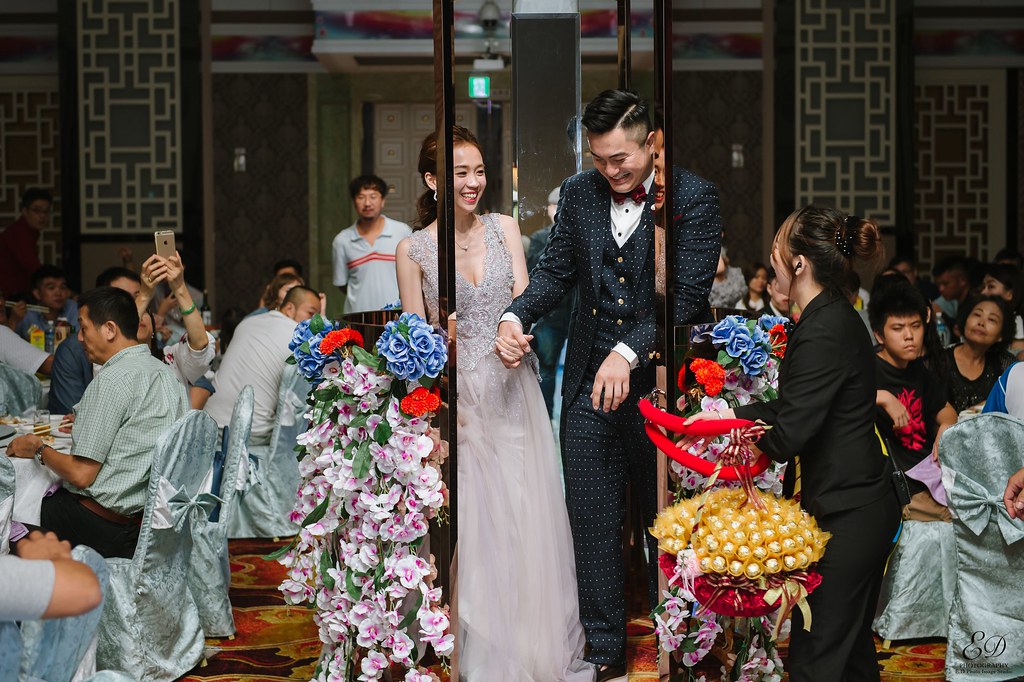 [高雄婚攝] 俊力＆多多 婚禮紀錄｜大寮享溫馨