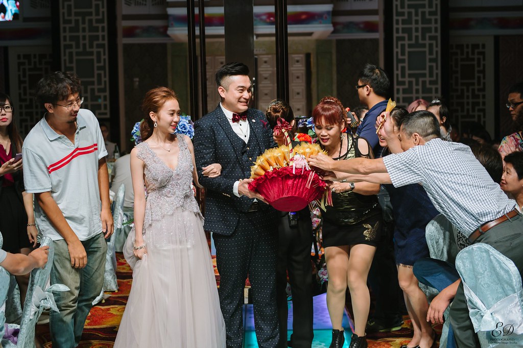 [高雄婚攝] 俊力＆多多 婚禮紀錄｜大寮享溫馨