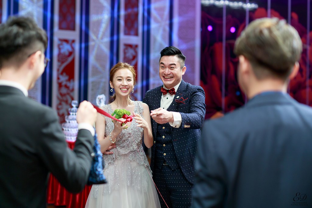 [高雄婚攝] 俊力＆多多 婚禮紀錄｜大寮享溫馨