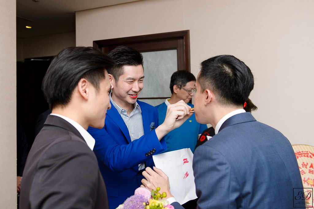 [台南婚攝] 信富＆巧臻 婚禮紀錄｜台南桂田酒店