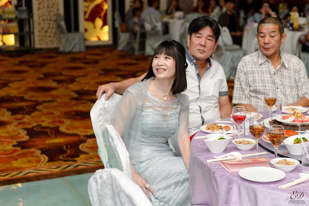[高雄婚攝] 俊力＆多多 婚禮紀錄｜大寮享溫馨