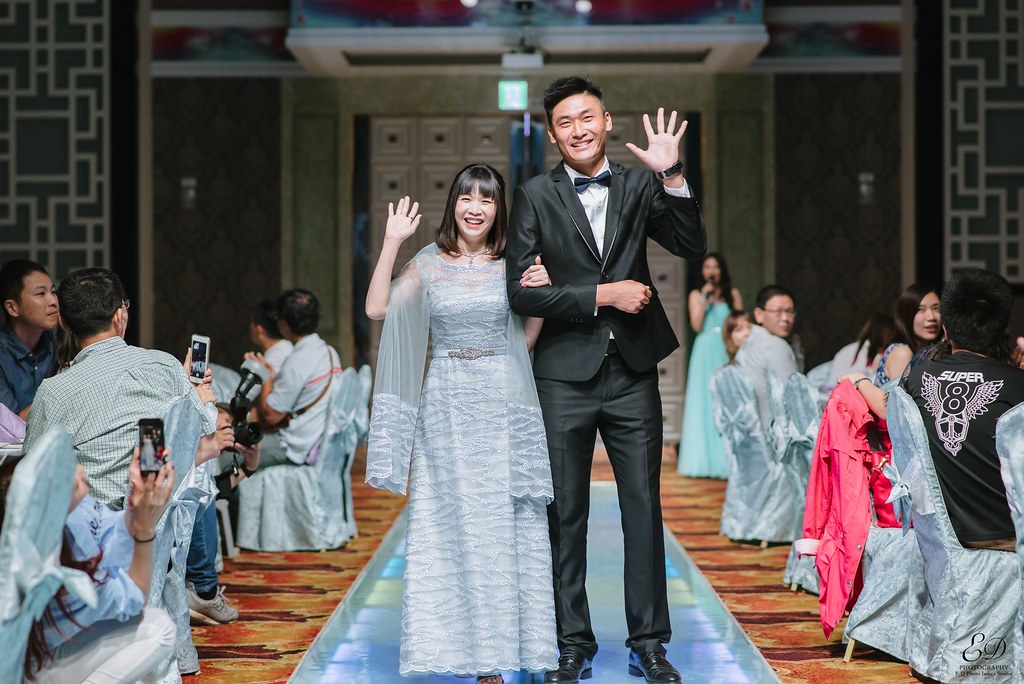 [高雄婚攝] 俊力＆多多 婚禮紀錄｜大寮享溫馨