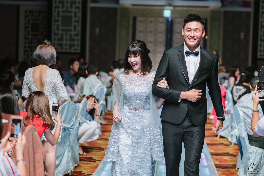 [高雄婚攝] 俊力＆多多 婚禮紀錄｜大寮享溫馨
