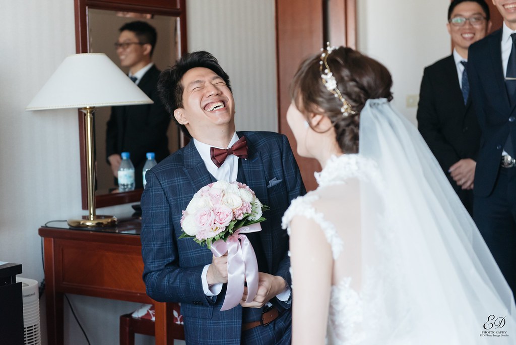 [高雄婚攝] 鐘漢＆宛臻 婚禮紀錄｜高雄福華大飯店