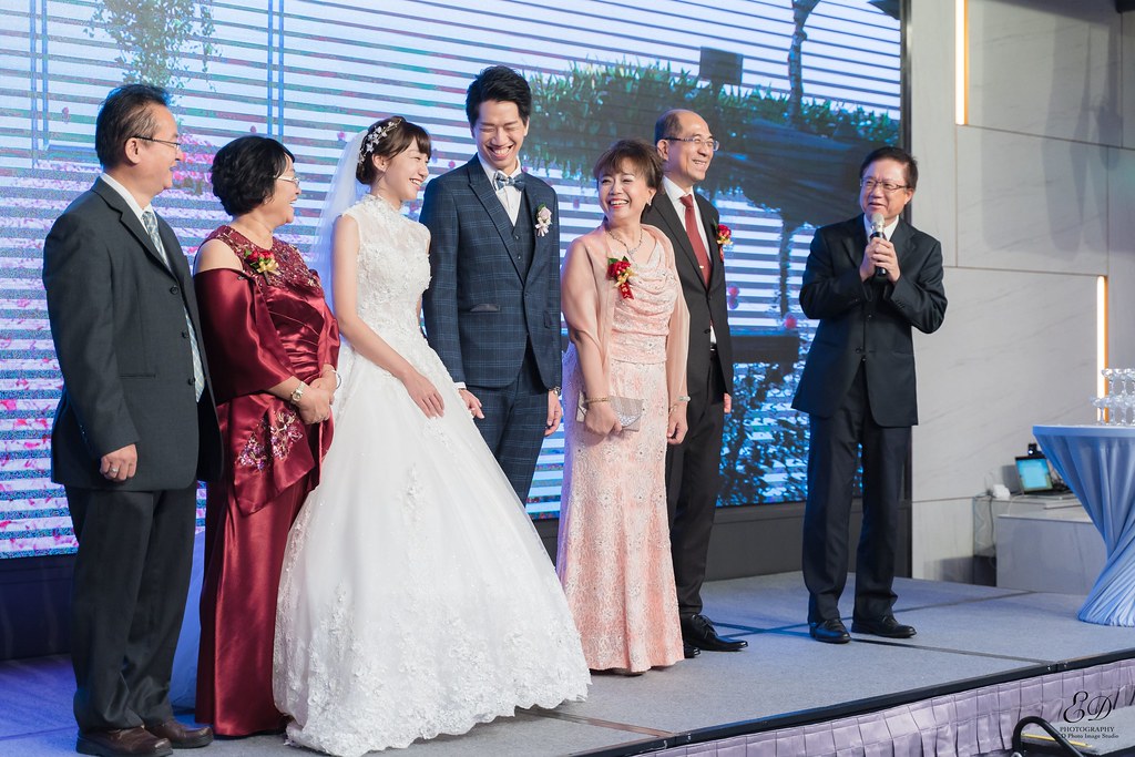 [高雄婚攝] 鐘漢＆宛臻 婚禮紀錄｜高雄福華大飯店