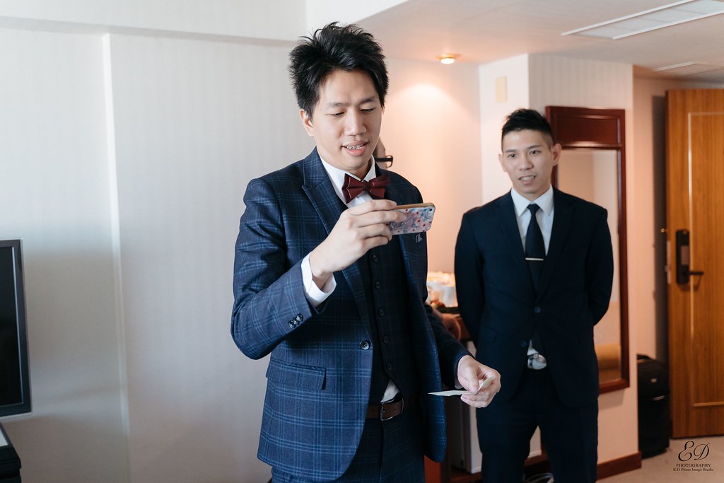 [高雄婚攝] 鐘漢＆宛臻 婚禮紀錄｜高雄福華大飯店