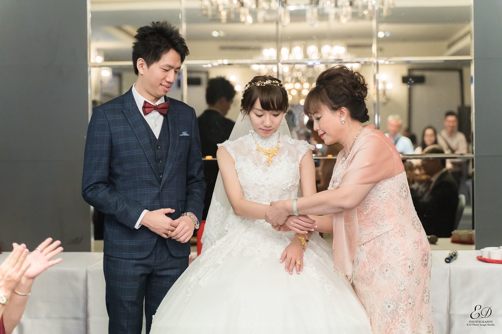 [高雄婚攝] 鐘漢＆宛臻 婚禮紀錄｜高雄福華大飯店
