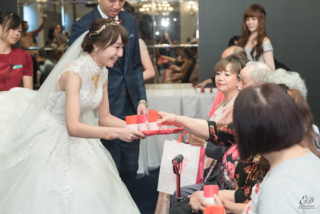 [高雄婚攝] 鐘漢＆宛臻 婚禮紀錄｜高雄福華大飯店