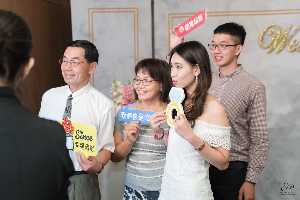 [高雄婚攝] 鐘漢＆宛臻 婚禮紀錄｜高雄福華大飯店