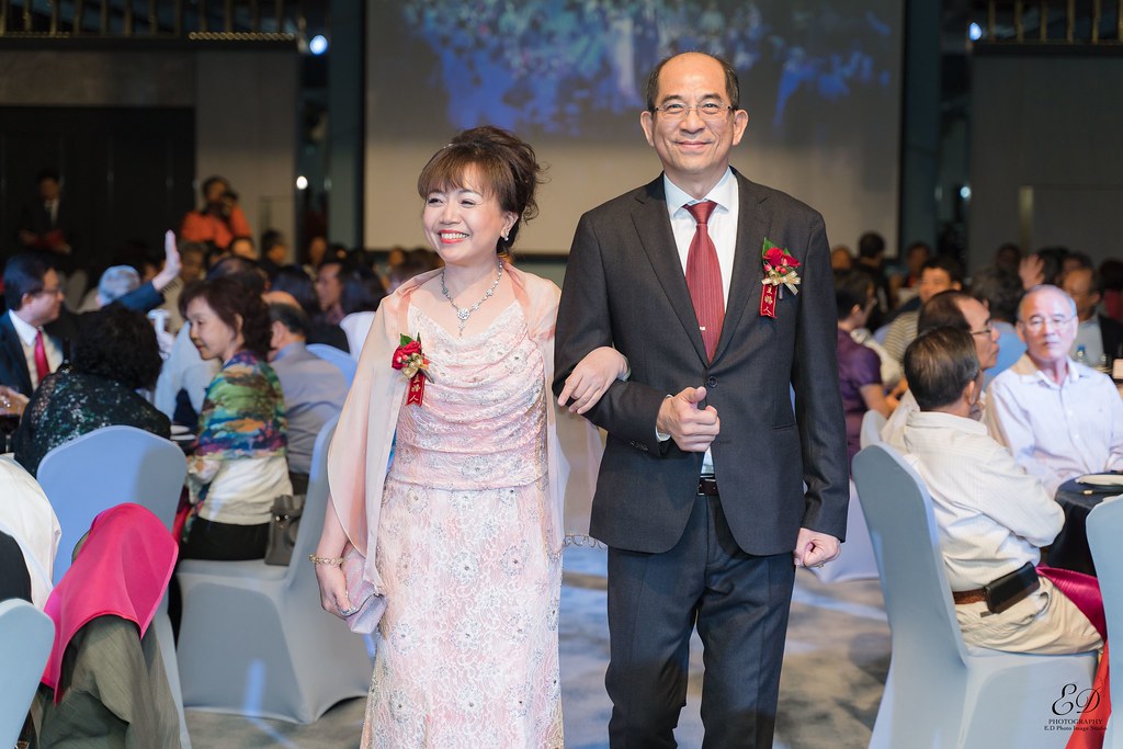 [高雄婚攝] 鐘漢＆宛臻 婚禮紀錄｜高雄福華大飯店