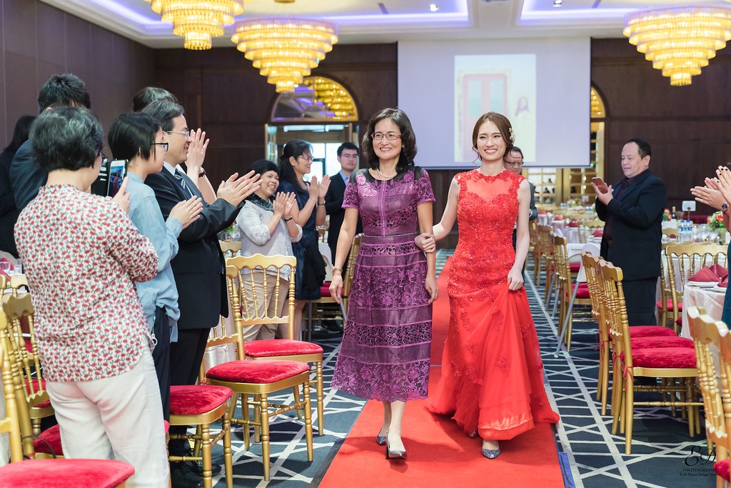 [高雄婚攝] Howard＆Wei 婚禮紀錄｜老新台菜