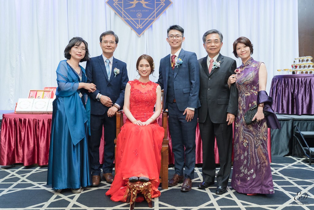 [高雄婚攝] Howard＆Wei 婚禮紀錄｜老新台菜