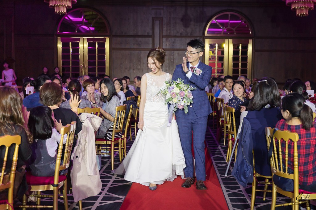 [高雄婚攝] Howard＆Wei 婚禮紀錄｜老新台菜