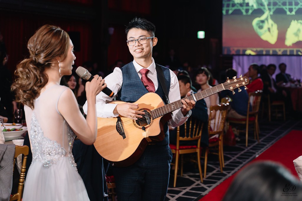 [高雄婚攝] Howard＆Wei 婚禮紀錄｜老新台菜