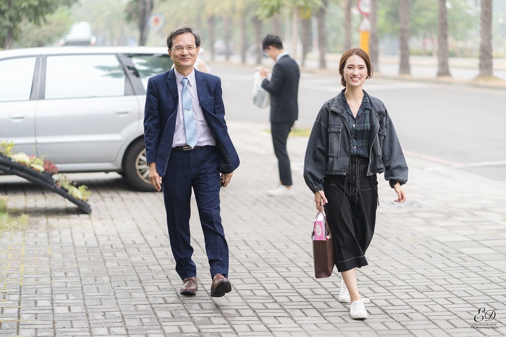 [高雄婚攝] Howard＆Wei 婚禮紀錄｜老新台菜