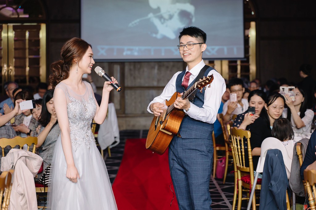 [高雄婚攝] Howard＆Wei 婚禮紀錄｜老新台菜