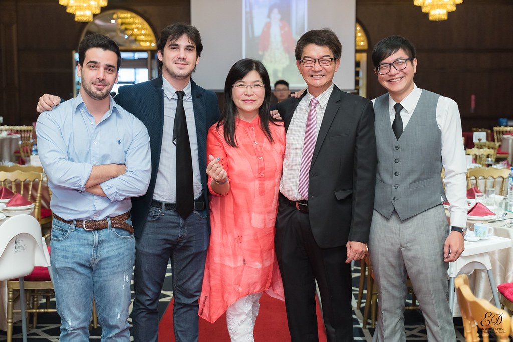 [高雄婚攝] Howard＆Wei 婚禮紀錄｜老新台菜