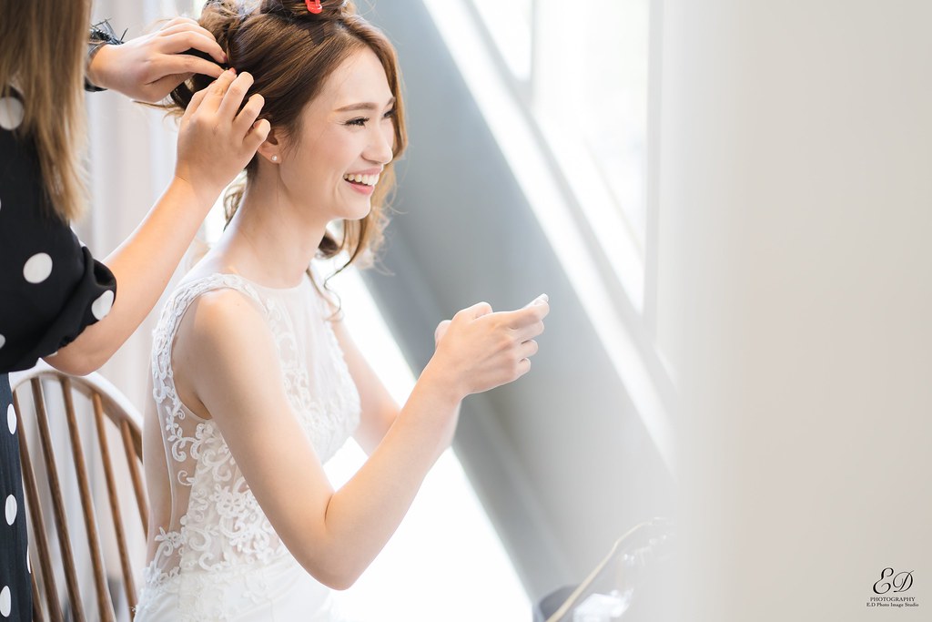 [高雄婚攝] Howard＆Wei 婚禮紀錄｜老新台菜