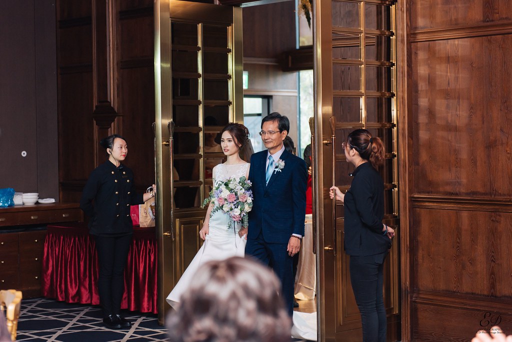 [高雄婚攝] Howard＆Wei 婚禮紀錄｜老新台菜