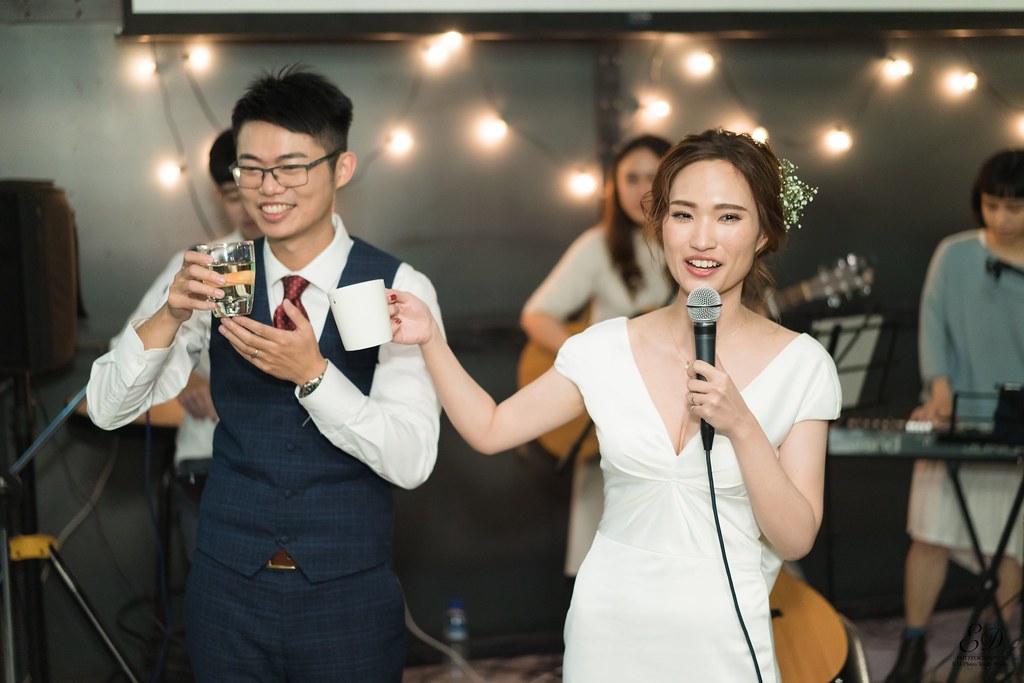[高雄婚攝] Howard＆Wei 婚禮紀錄｜ARTCO.C6