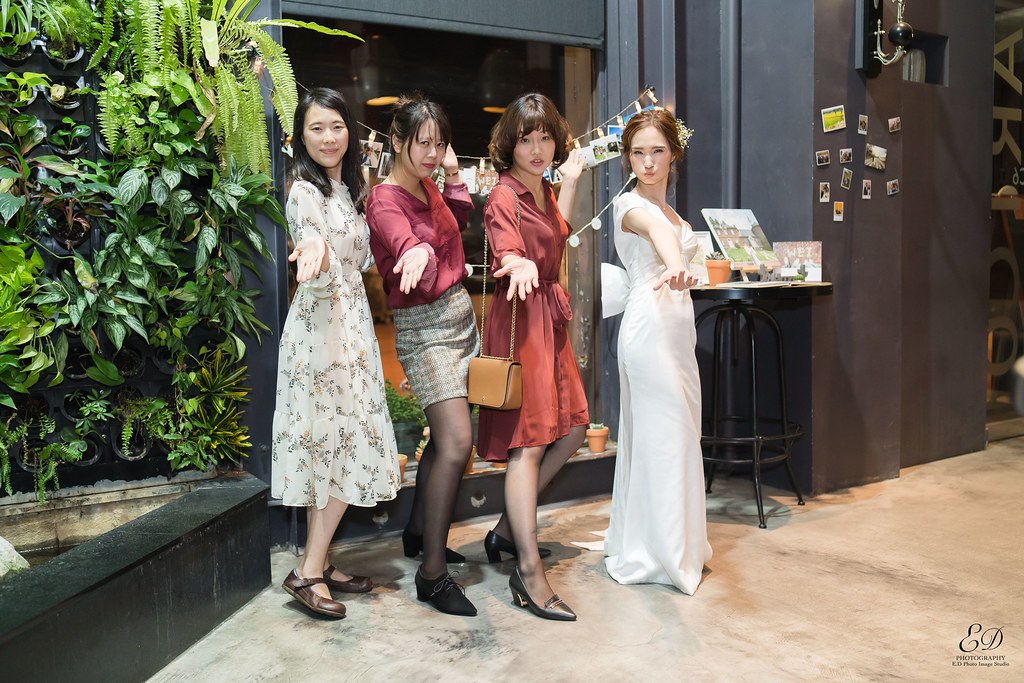 [高雄婚攝] Howard＆Wei 婚禮紀錄｜ARTCO.C6