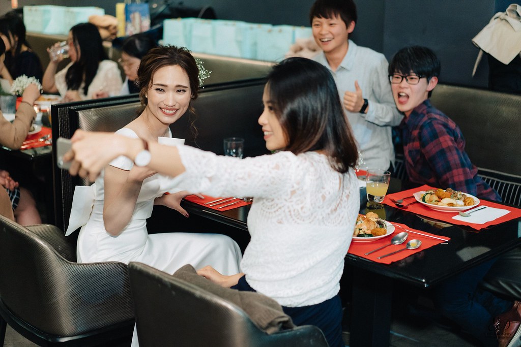 [高雄婚攝] Howard＆Wei 婚禮紀錄｜ARTCO.C6
