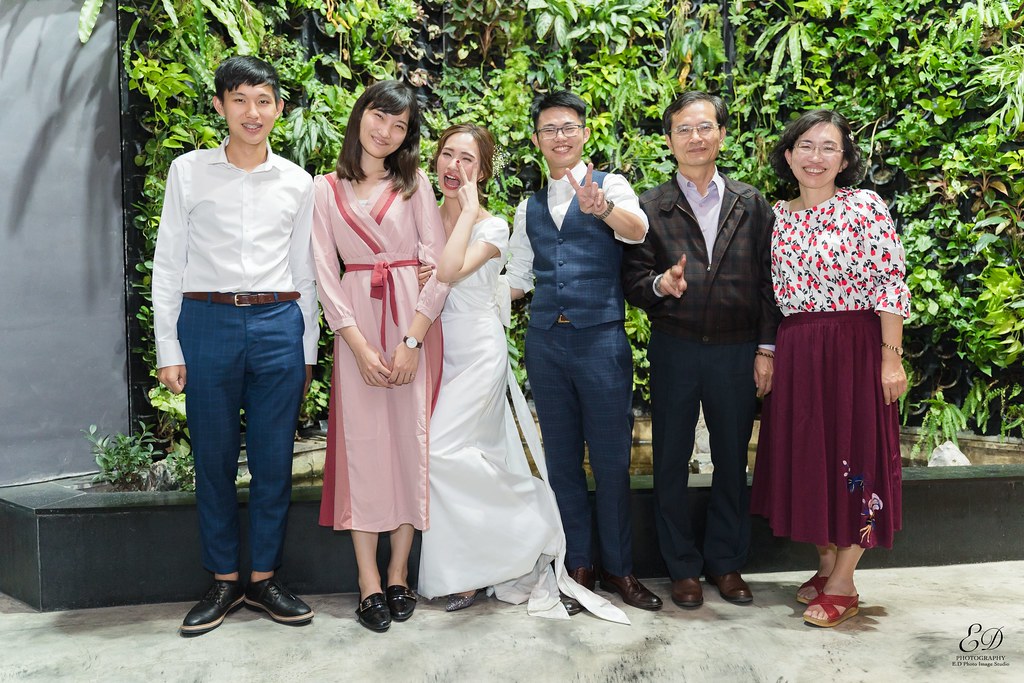 [高雄婚攝] Howard＆Wei 婚禮紀錄｜ARTCO.C6