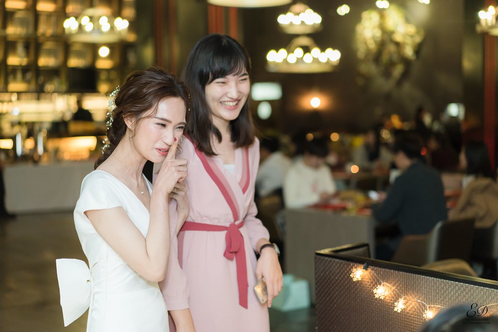 [高雄婚攝] Howard＆Wei 婚禮紀錄｜ARTCO.C6