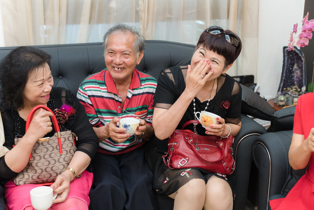[台南婚攝] 銘鴻＆鴻美 婚禮紀錄｜天心岩蔬食餐廳