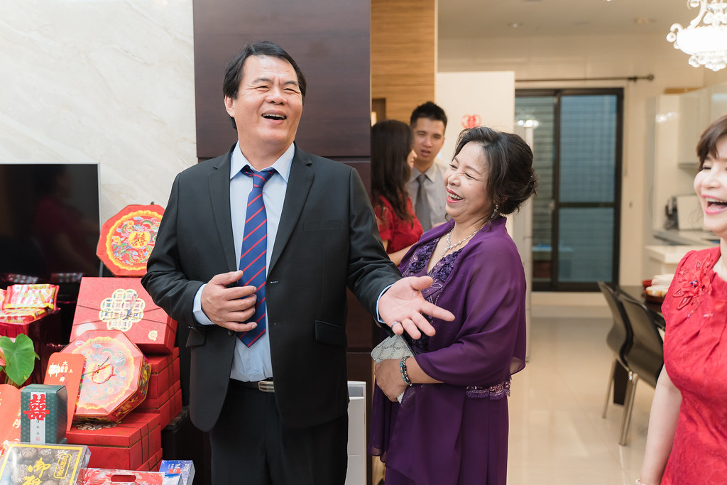 [台南婚攝] 銘鴻＆鴻美 婚禮紀錄｜天心岩蔬食餐廳