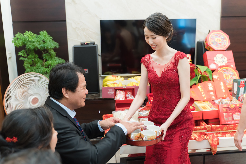 [台南婚攝] 銘鴻＆鴻美 婚禮紀錄｜天心岩蔬食餐廳