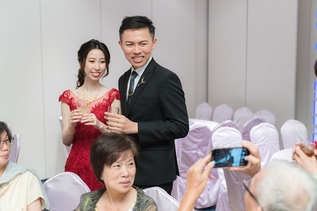 [台南婚攝] 銘鴻＆鴻美 婚禮紀錄｜天心岩蔬食餐廳