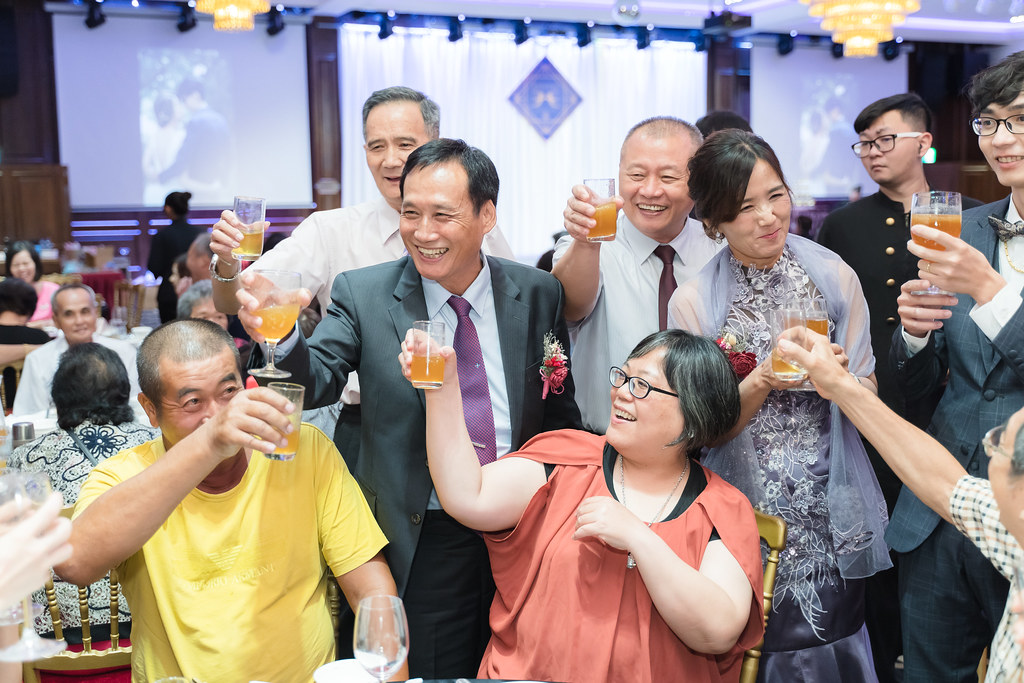 [高雄婚攝] Tse＆Chiao 婚禮紀錄｜老新台菜