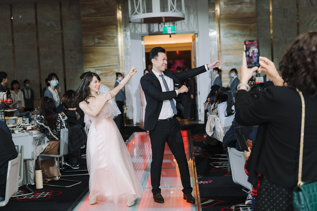 [高雄婚攝] Huang＆Hsiang 婚禮紀錄｜高雄林皇宮