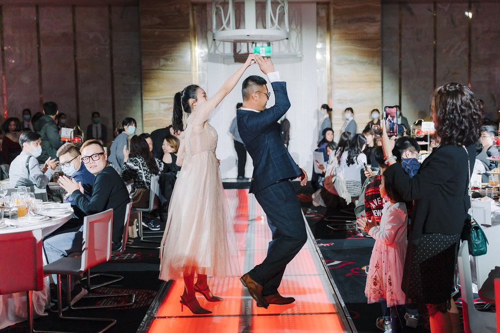 [高雄婚攝] Huang＆Hsiang 婚禮紀錄｜高雄林皇宮