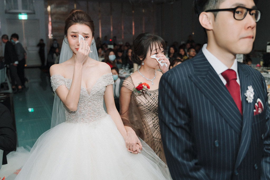 [高雄婚攝] Huang＆Hsiang 婚禮紀錄｜高雄林皇宮