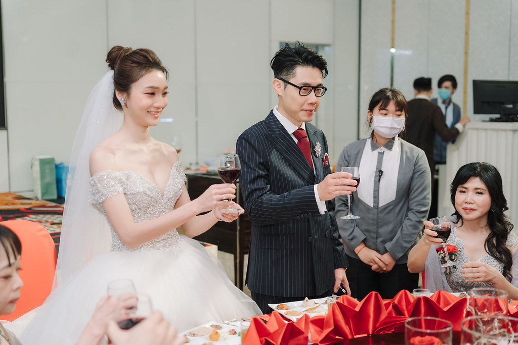 [高雄婚攝] Huang＆Hsiang 婚禮紀錄｜高雄林皇宮