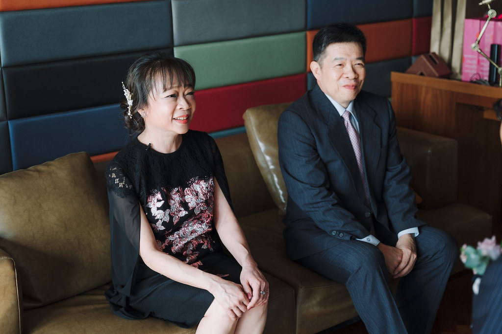 [高雄婚攝] Huang＆Hsiang 婚禮紀錄｜高雄林皇宮