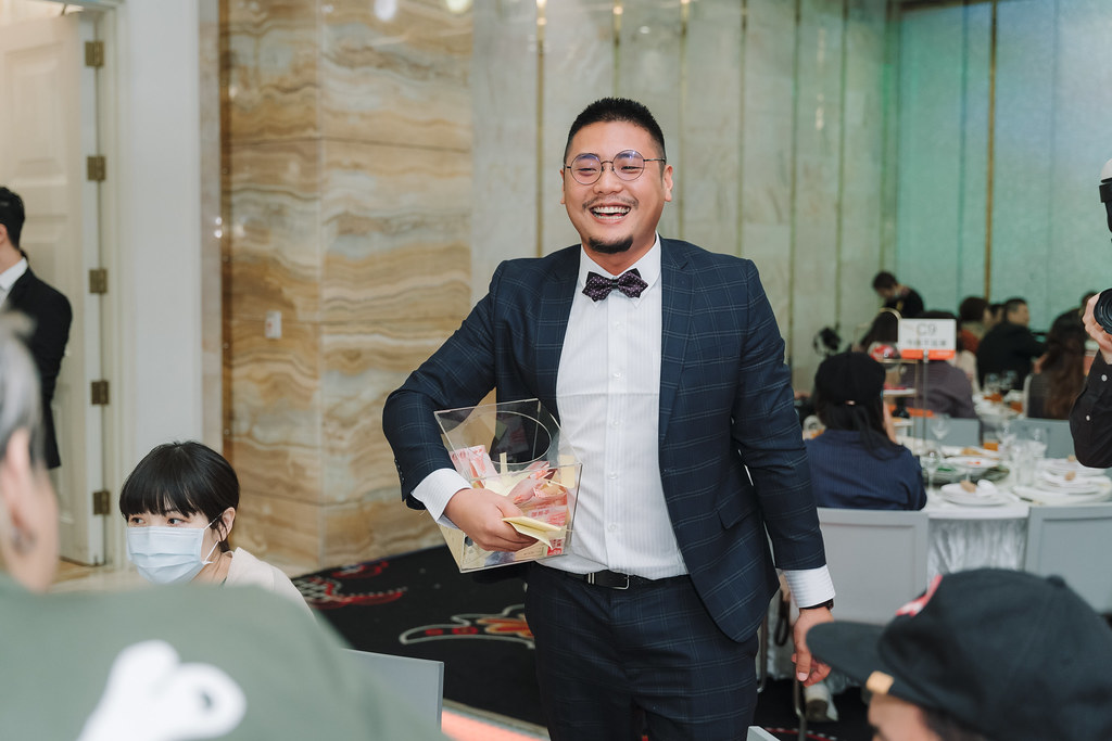 [高雄婚攝] Huang＆Hsiang 婚禮紀錄｜高雄林皇宮