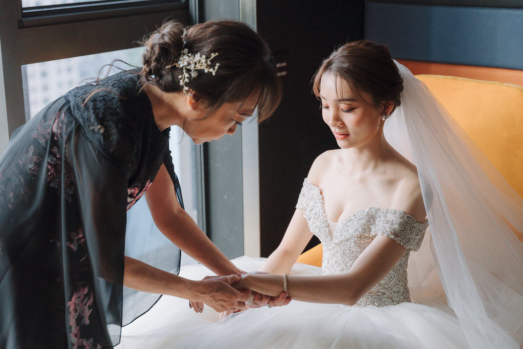 [高雄婚攝] Huang＆Hsiang 婚禮紀錄｜高雄林皇宮