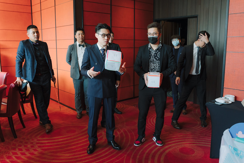 [高雄婚攝] Huang＆Hsiang 婚禮紀錄｜高雄林皇宮