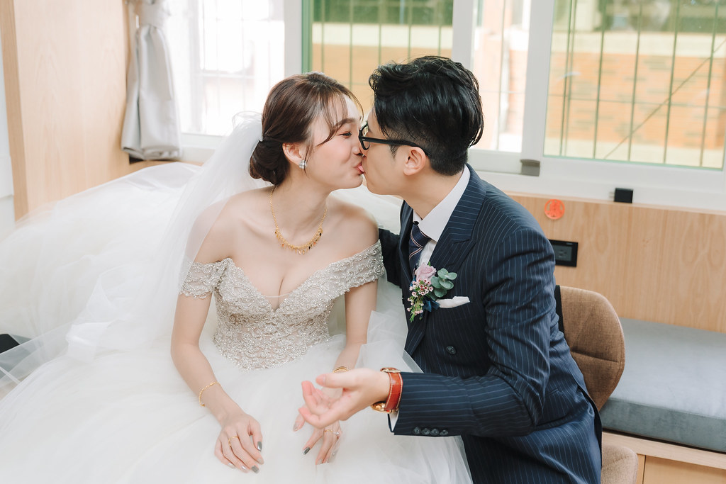 [高雄婚攝] Huang＆Hsiang 婚禮紀錄｜高雄林皇宮