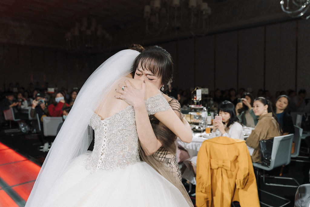 [高雄婚攝] Huang＆Hsiang 婚禮紀錄｜高雄林皇宮