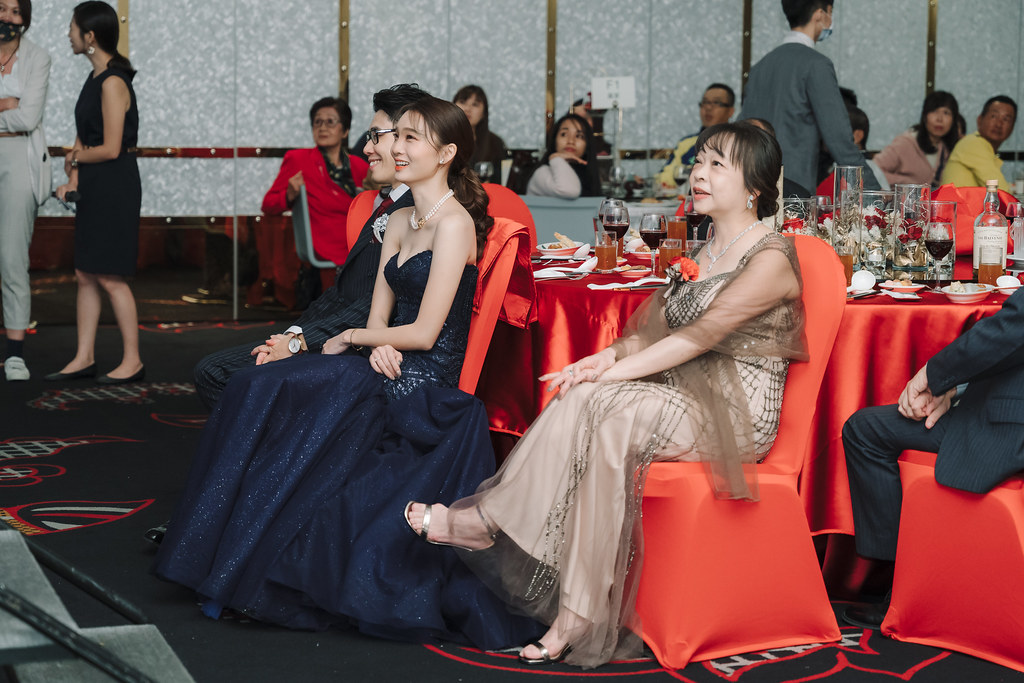 [高雄婚攝] Huang＆Hsiang 婚禮紀錄｜高雄林皇宮