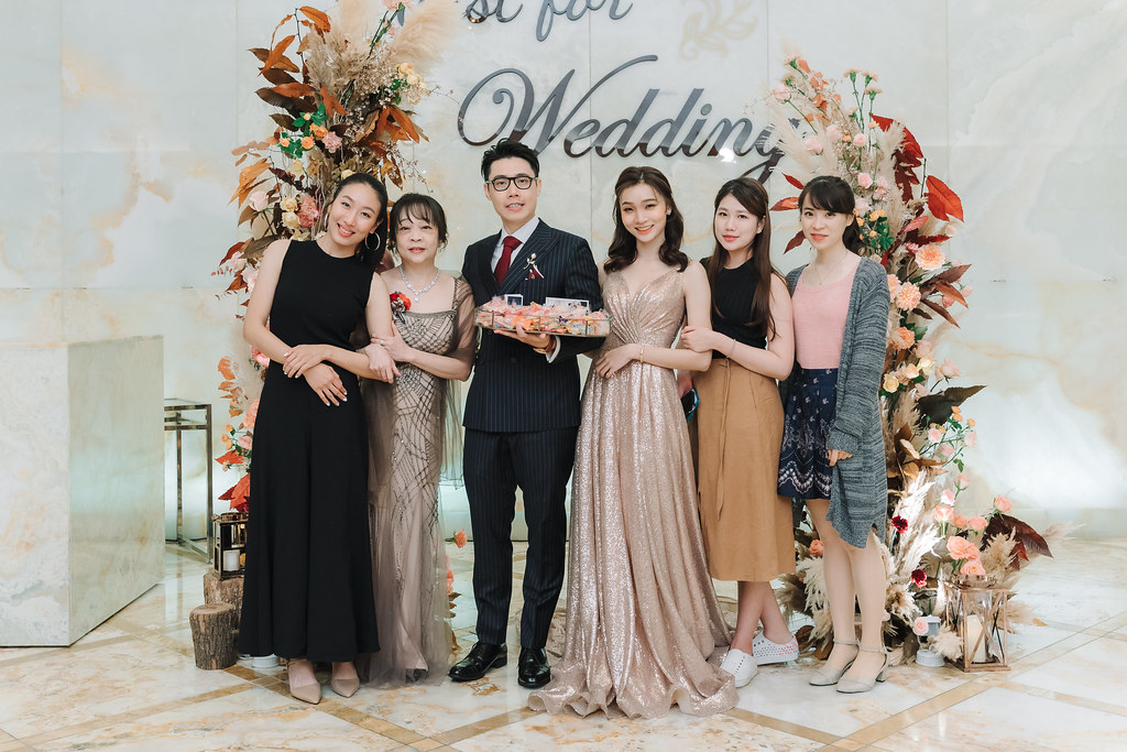 [高雄婚攝] Huang＆Hsiang 婚禮紀錄｜高雄林皇宮
