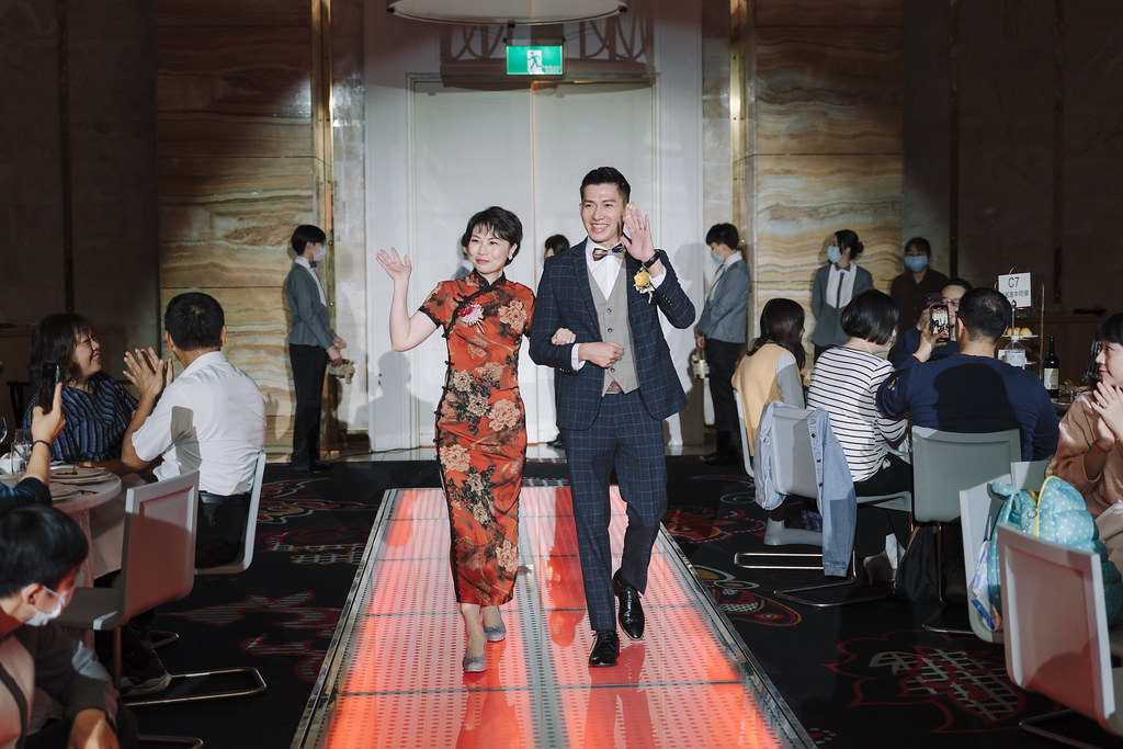[高雄婚攝] Charles＆Lily 婚禮紀錄｜高雄林皇宮