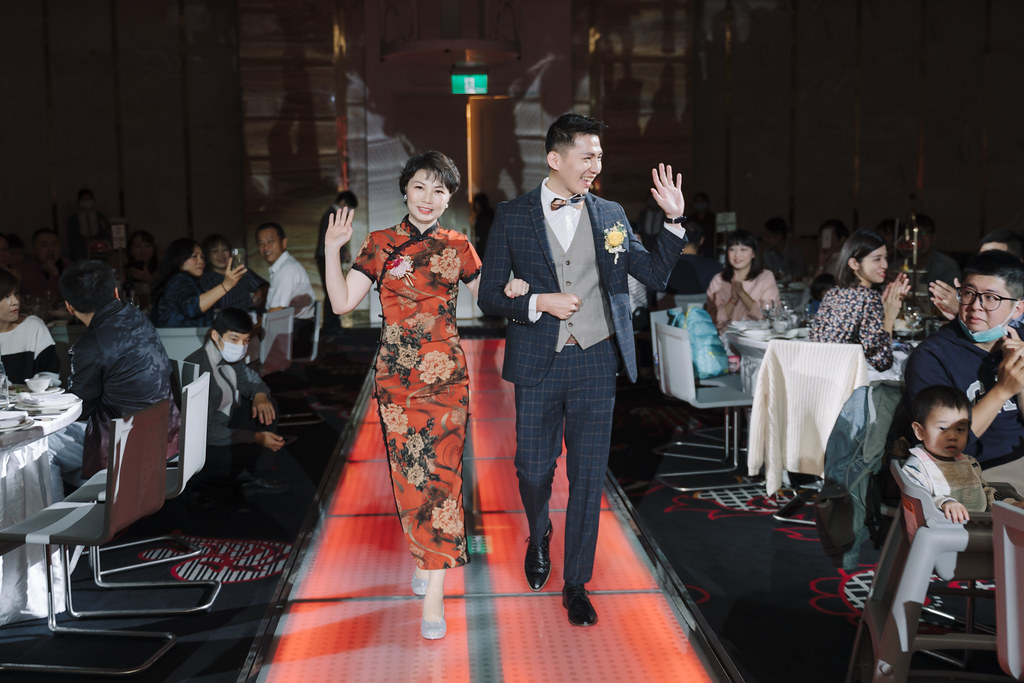 [高雄婚攝] Charles＆Lily 婚禮紀錄｜高雄林皇宮