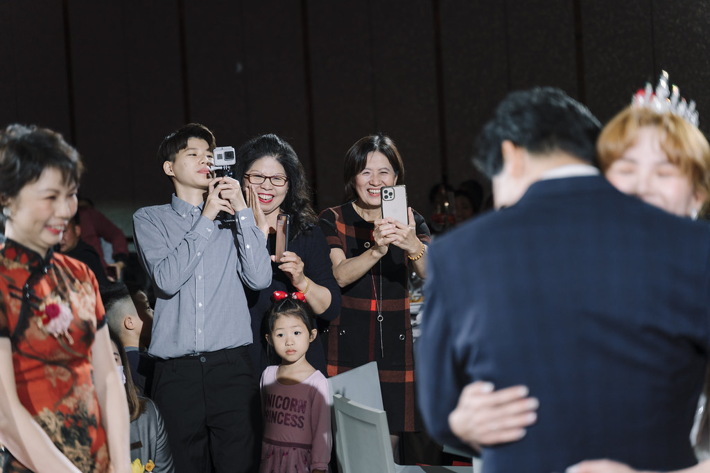 [高雄婚攝] Charles＆Lily 婚禮紀錄｜高雄林皇宮